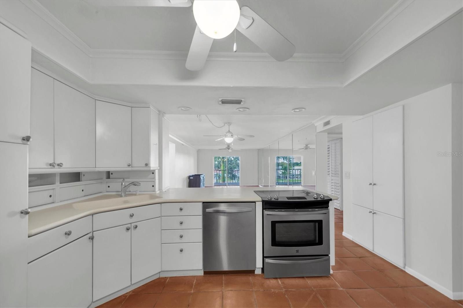 Image 16 of 45 For 4900 38th Way S 302