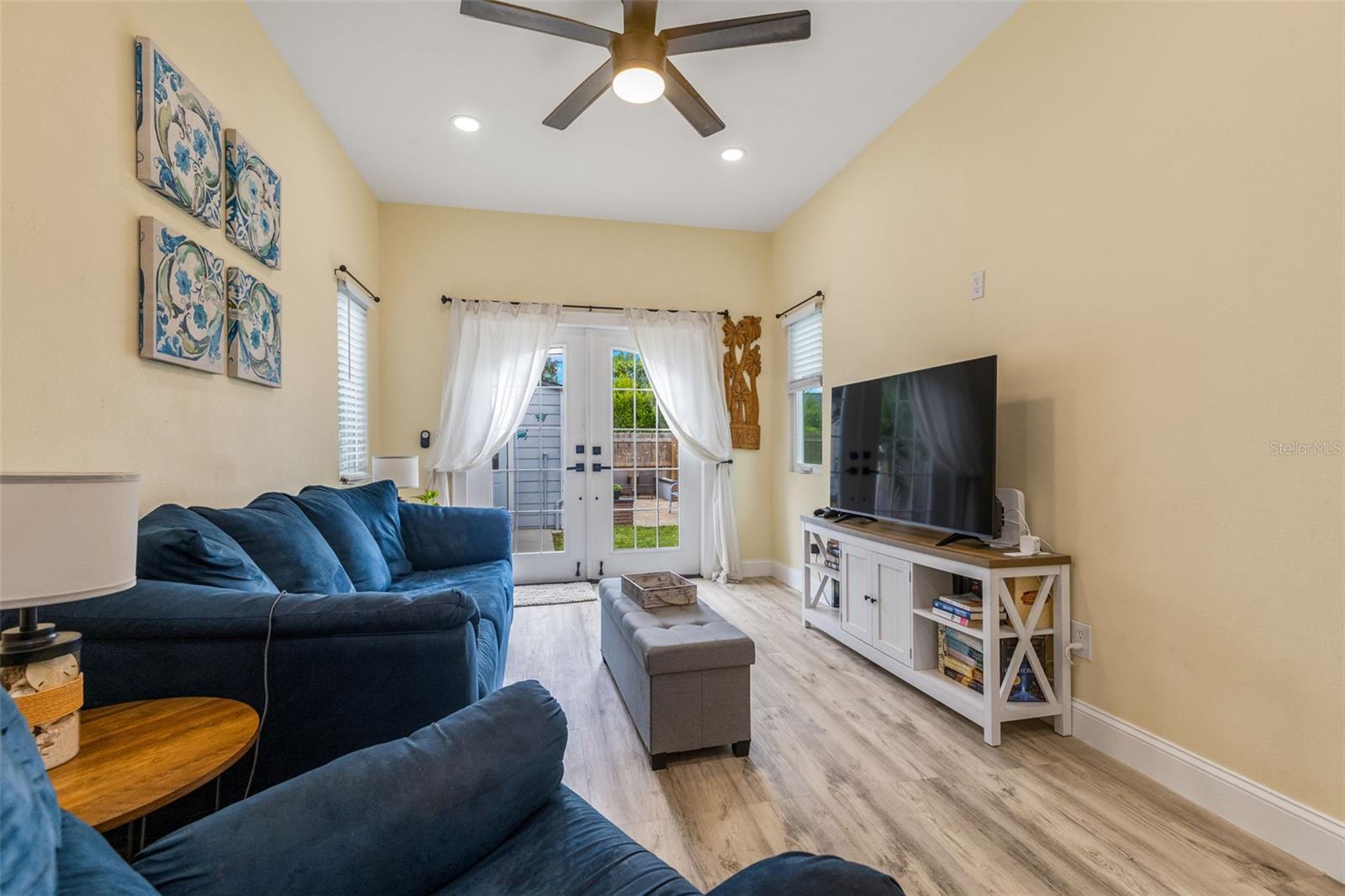 Image 15 of 40 For 3135 8th Avenue N