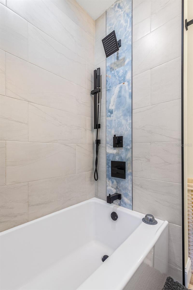 Image 22 of 40 For 3135 8th Avenue N