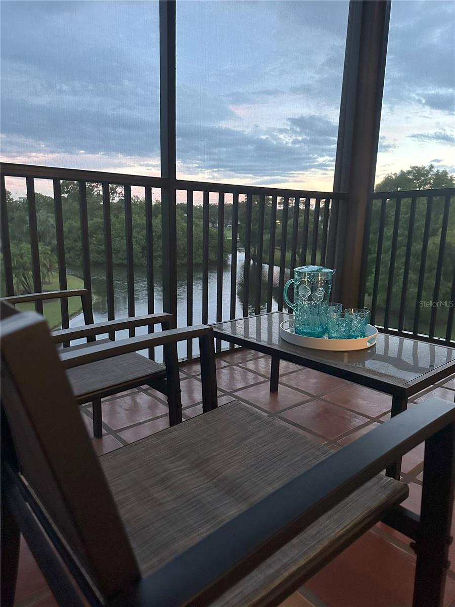 Image 16 of 35 For 2400 Feather Sound Drive 534