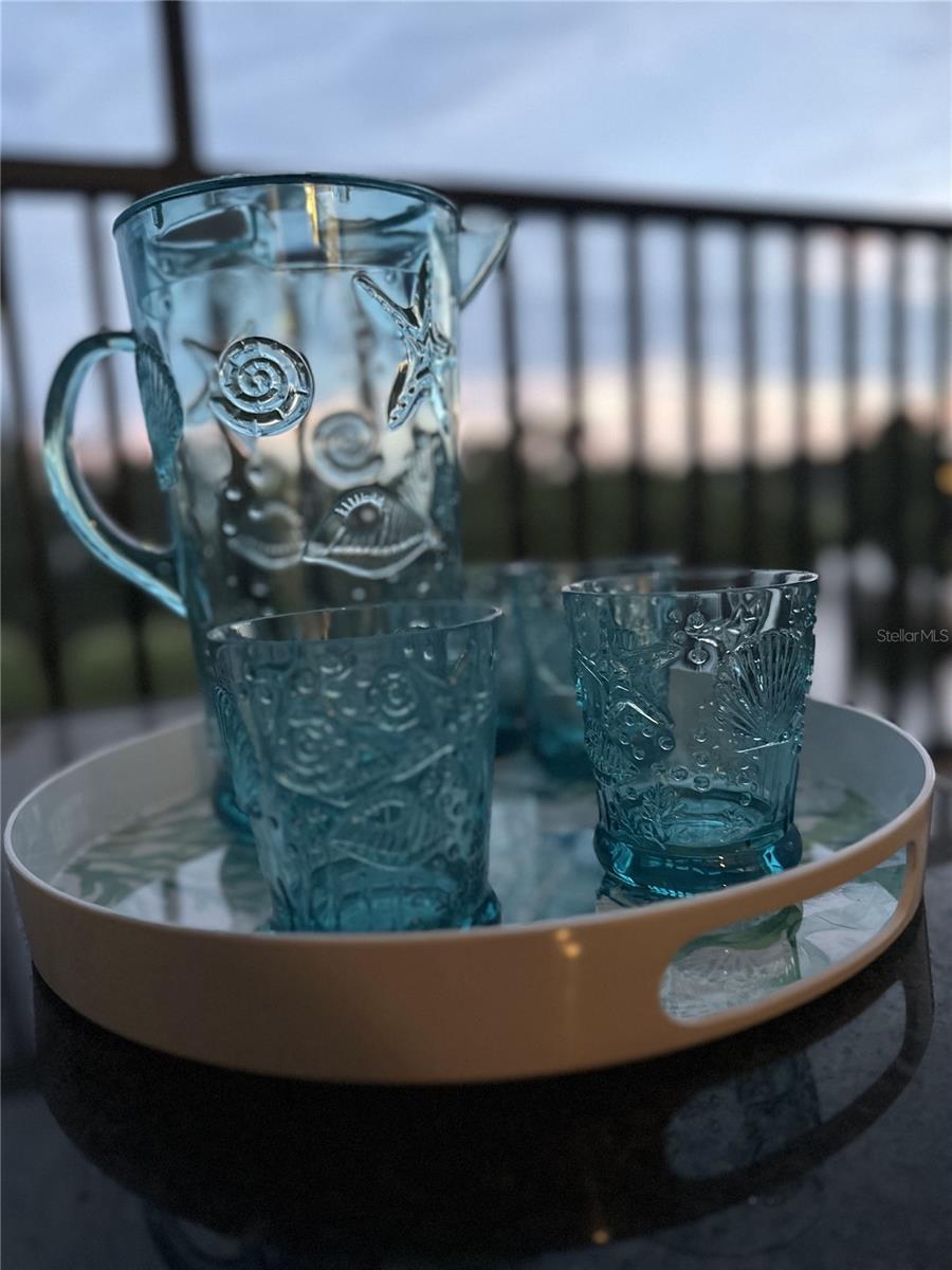 Image 18 of 35 For 2400 Feather Sound Drive 534