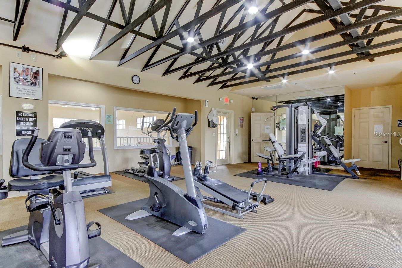 Image 24 of 35 For 2400 Feather Sound Drive 534