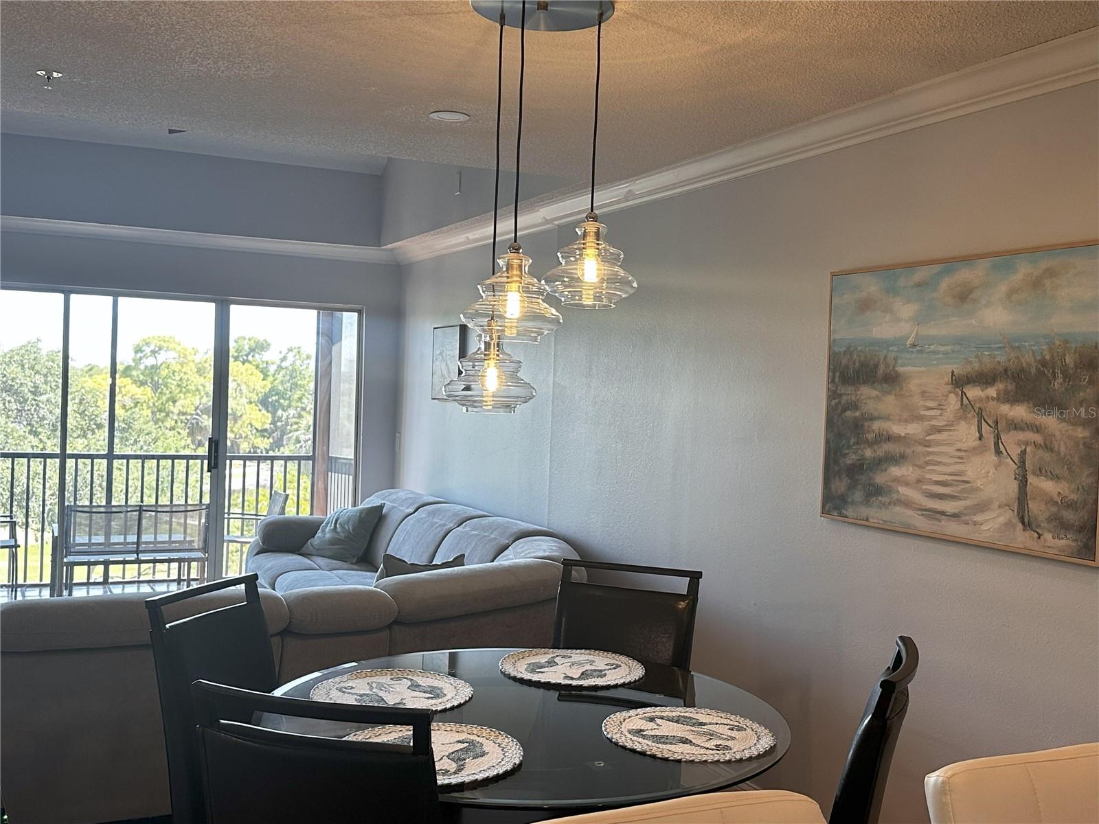 Image 25 of 35 For 2400 Feather Sound Drive 534