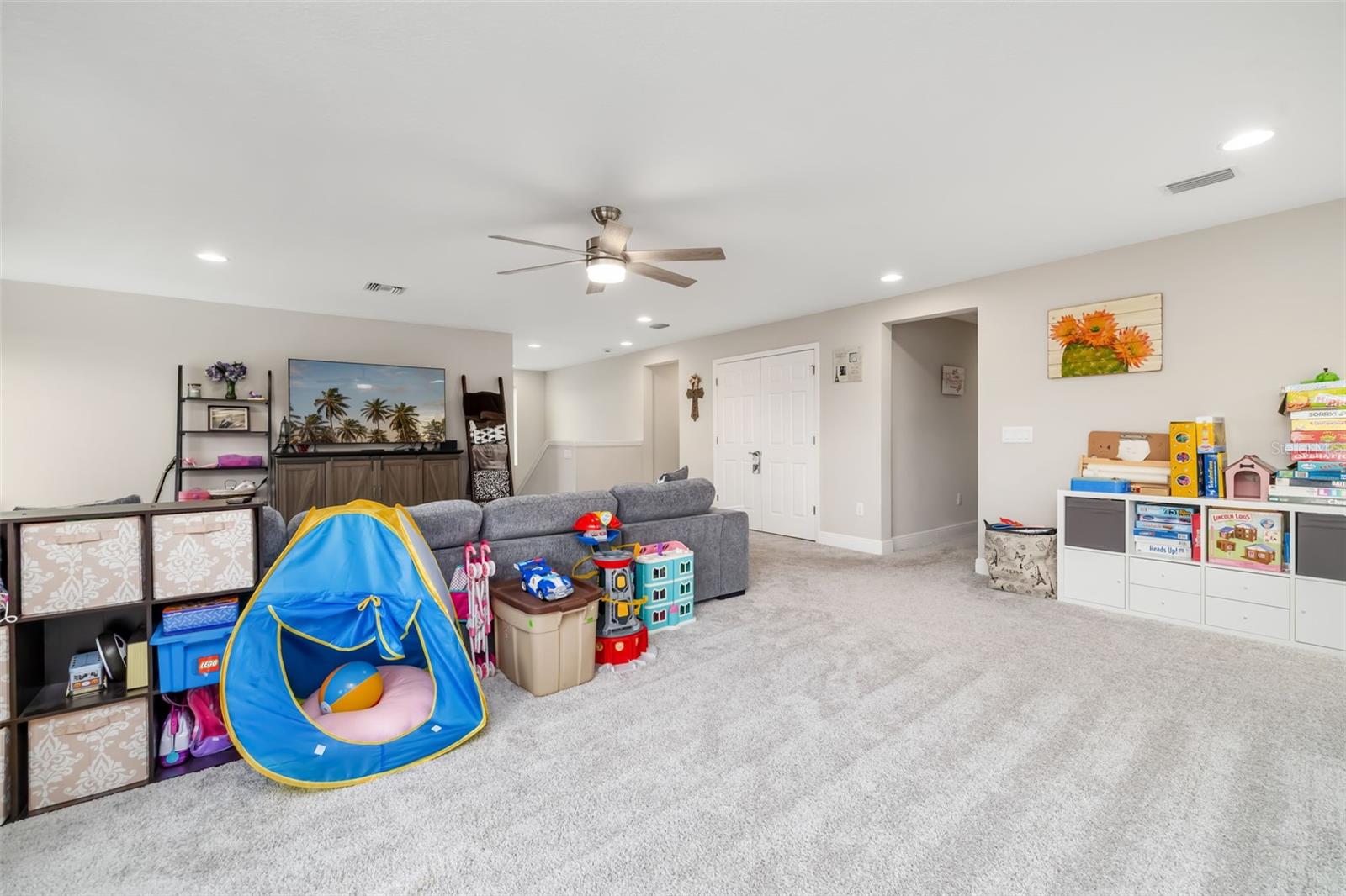 Image 43 of 56 For 8213 Carrhill Place
