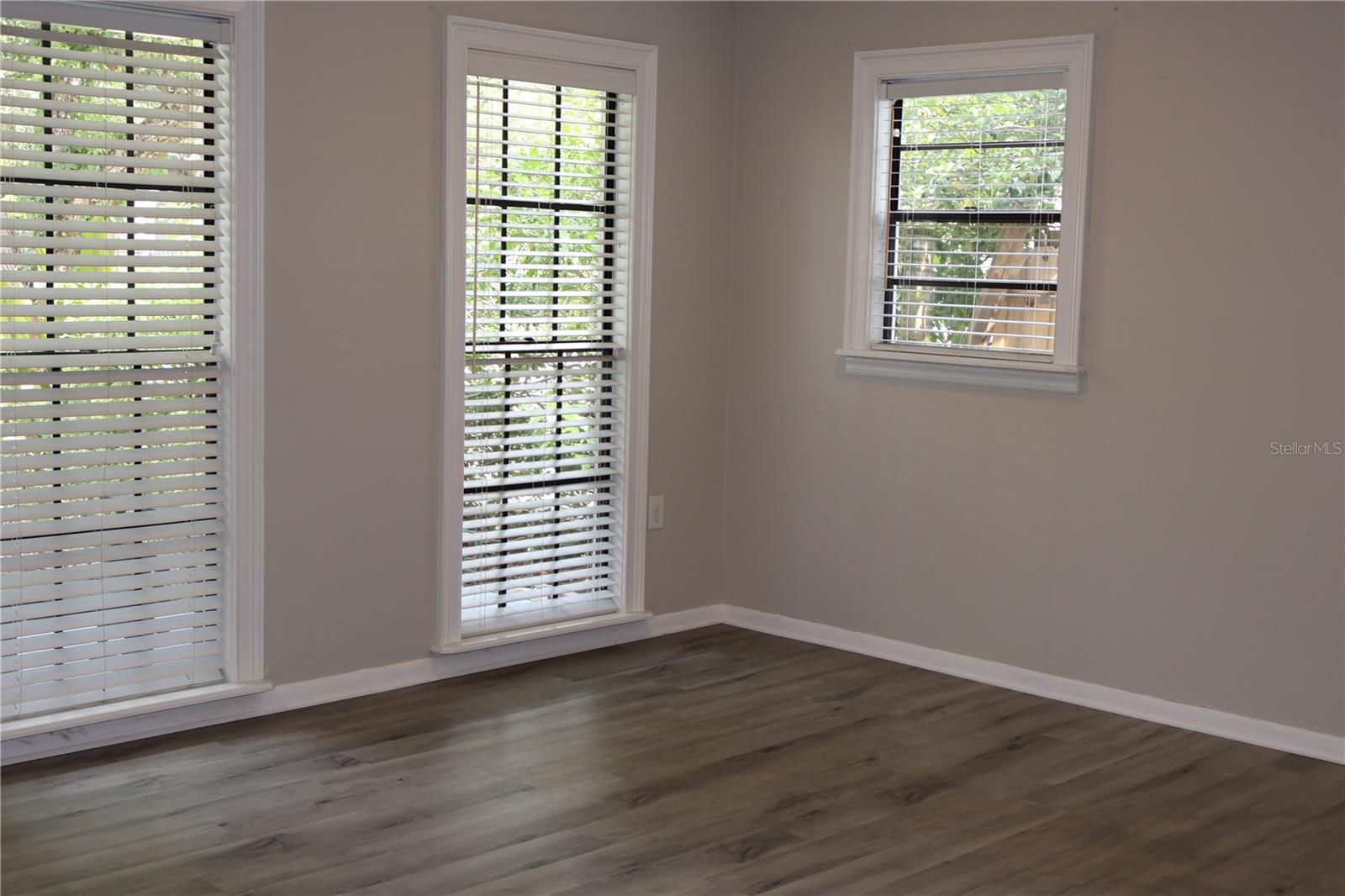 Image 11 of 40 For 3404 Fielder Street