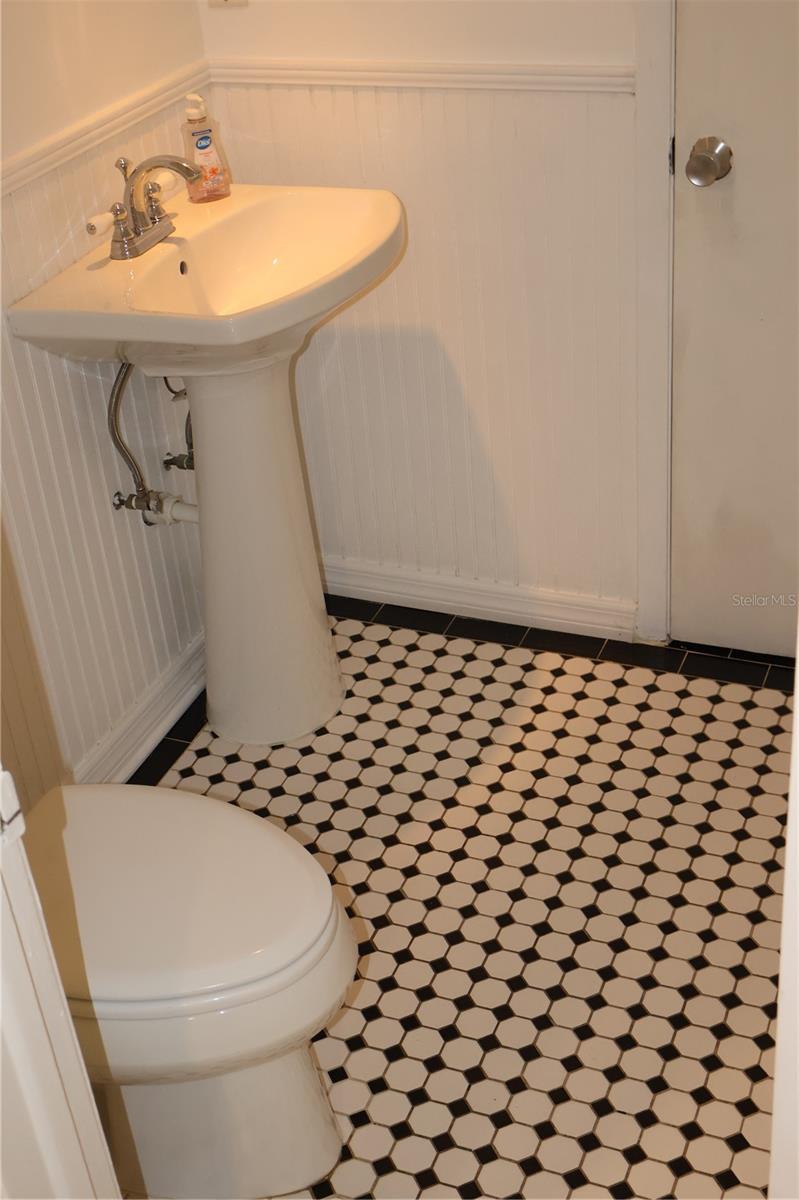 Image 14 of 40 For 3404 Fielder Street