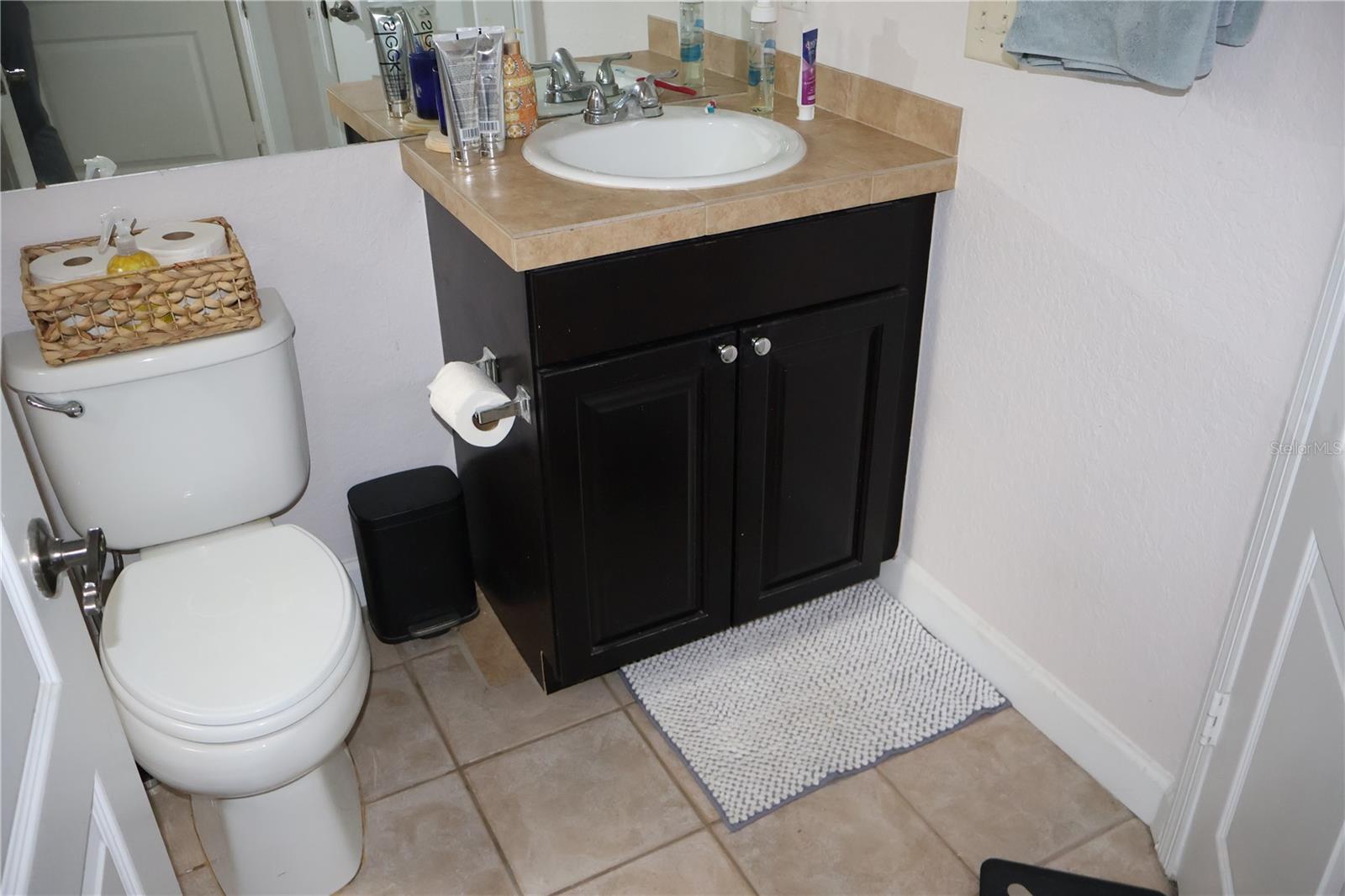 Image 11 of 35 For 601 Island Place Way