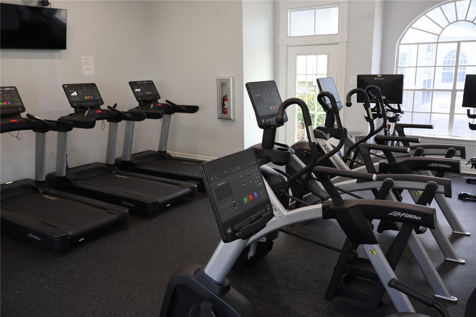 Image 24 of 35 For 601 Island Place Way