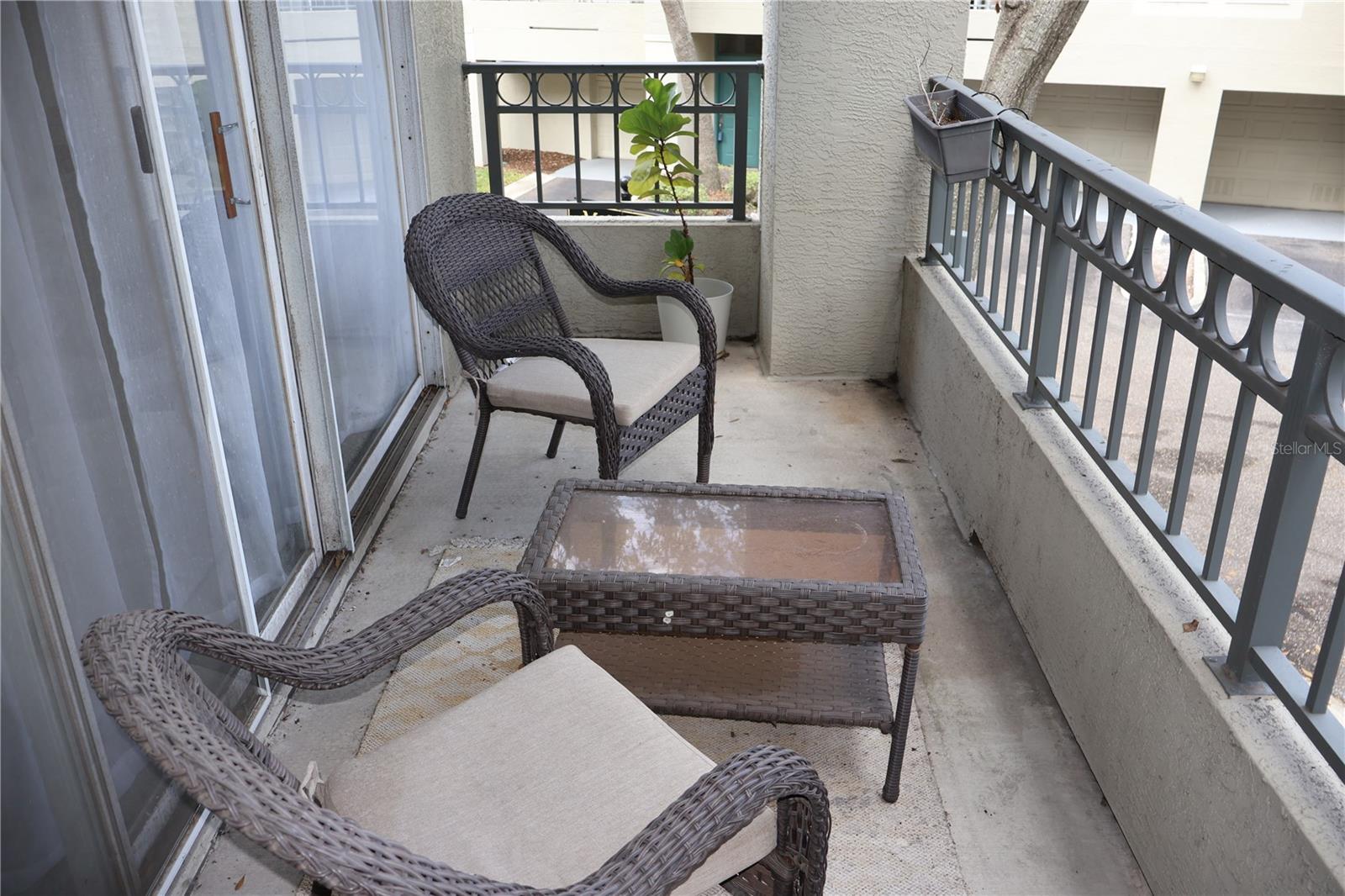 Image 4 of 35 For 601 Island Place Way