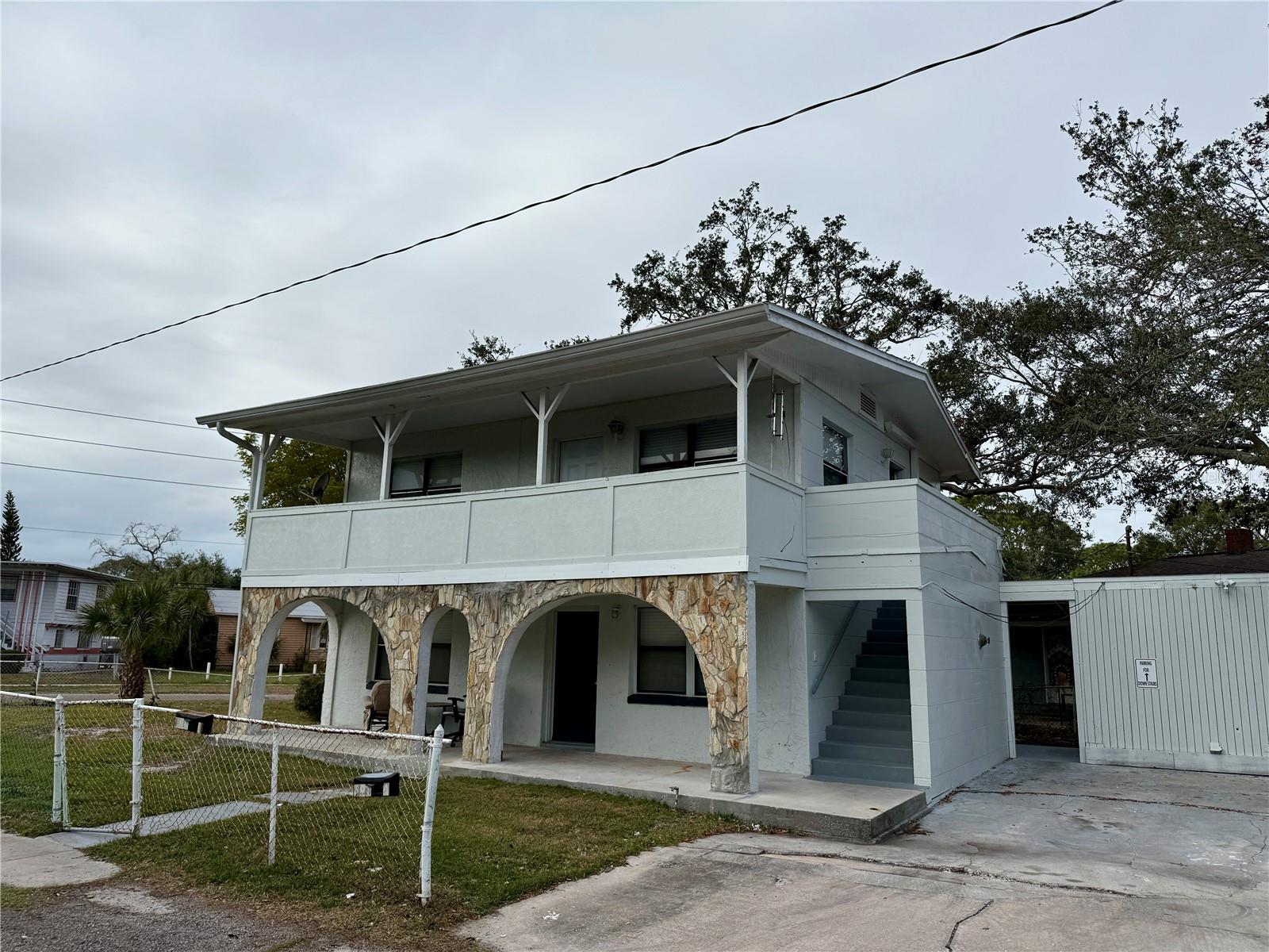Image 9 of 12 For 691 Harbor Drive S Lower