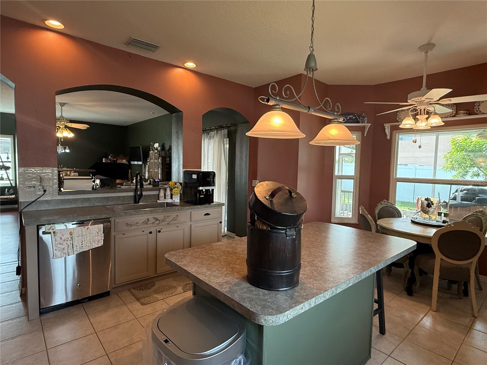 Image 10 of 43 For 1744 Mapleleaf Blvd