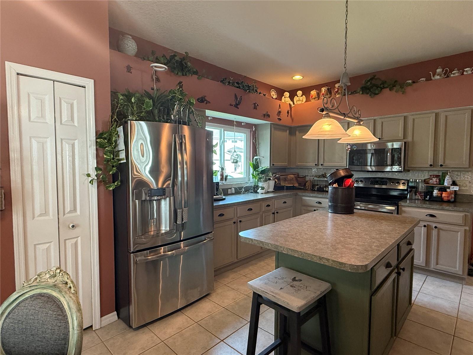 Image 11 of 43 For 1744 Mapleleaf Blvd