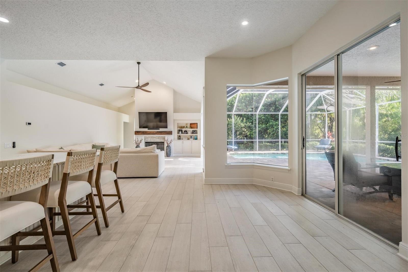 Image 11 of 72 For 12113 Clear Harbor Drive