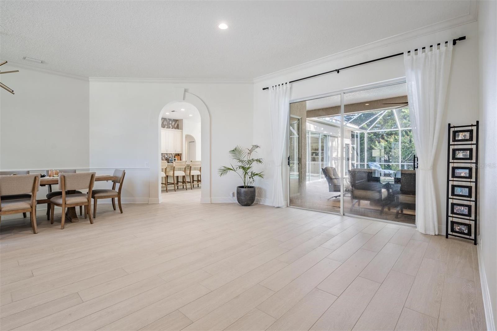 Image 17 of 72 For 12113 Clear Harbor Drive