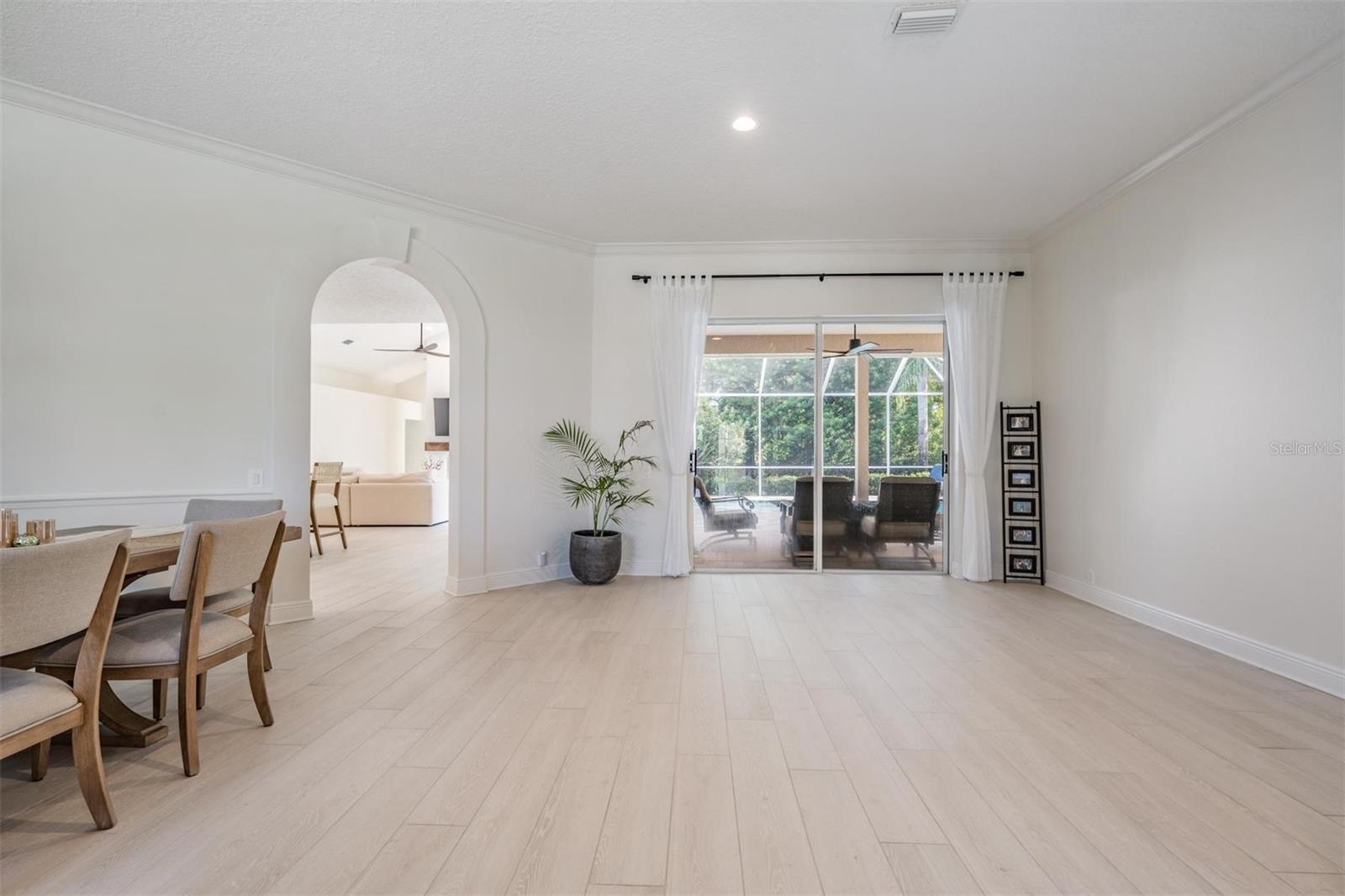 Image 19 of 72 For 12113 Clear Harbor Drive