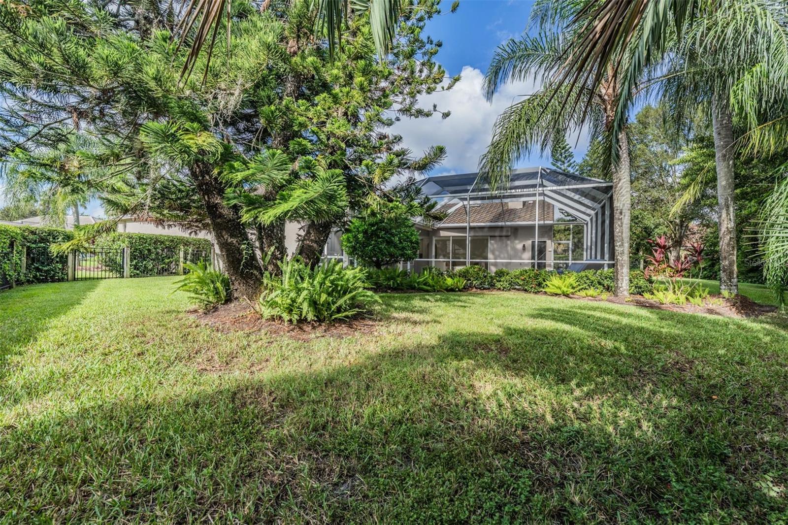 Image 40 of 72 For 12113 Clear Harbor Drive