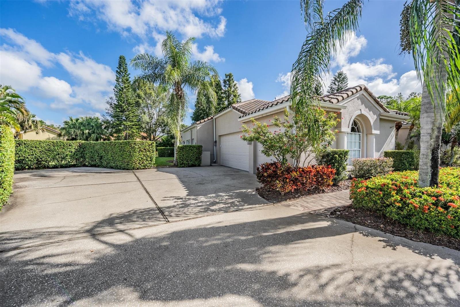 Image 42 of 72 For 12113 Clear Harbor Drive