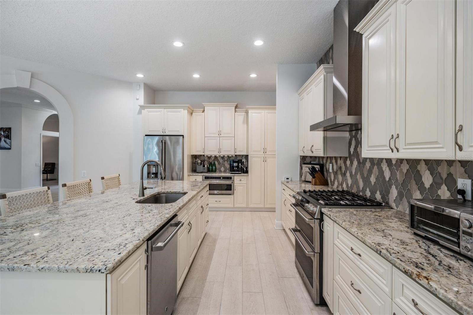 Image 8 of 72 For 12113 Clear Harbor Drive