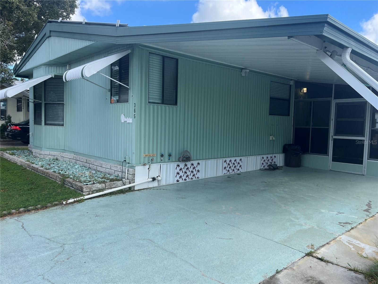 Image 2 of 38 For 12100 Seminole Blvd  365