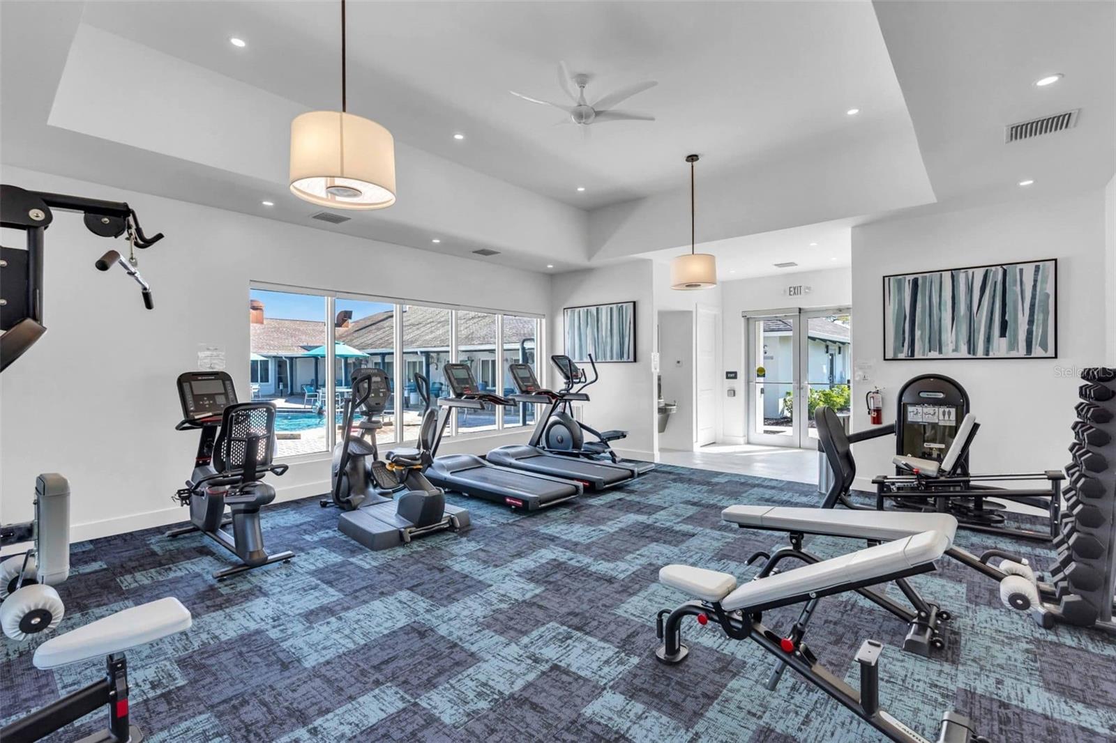 Image 36 of 38 For 12100 Seminole Blvd  365