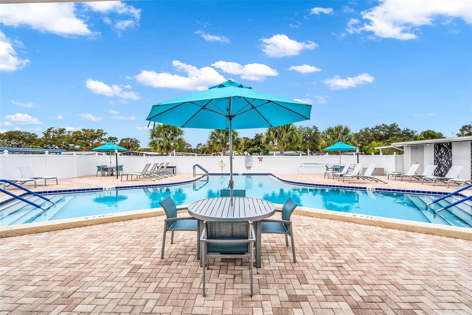 Image 37 of 38 For 12100 Seminole Blvd  365