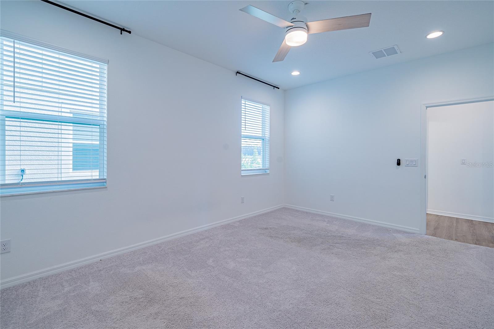 Image 24 of 67 For 10831 Sundrift Drive