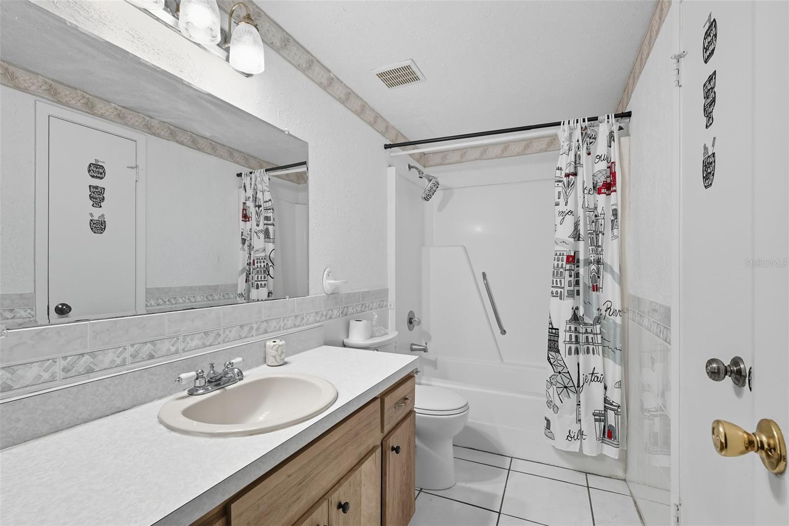 Image 12 of 30 For 10213 Explorer Court