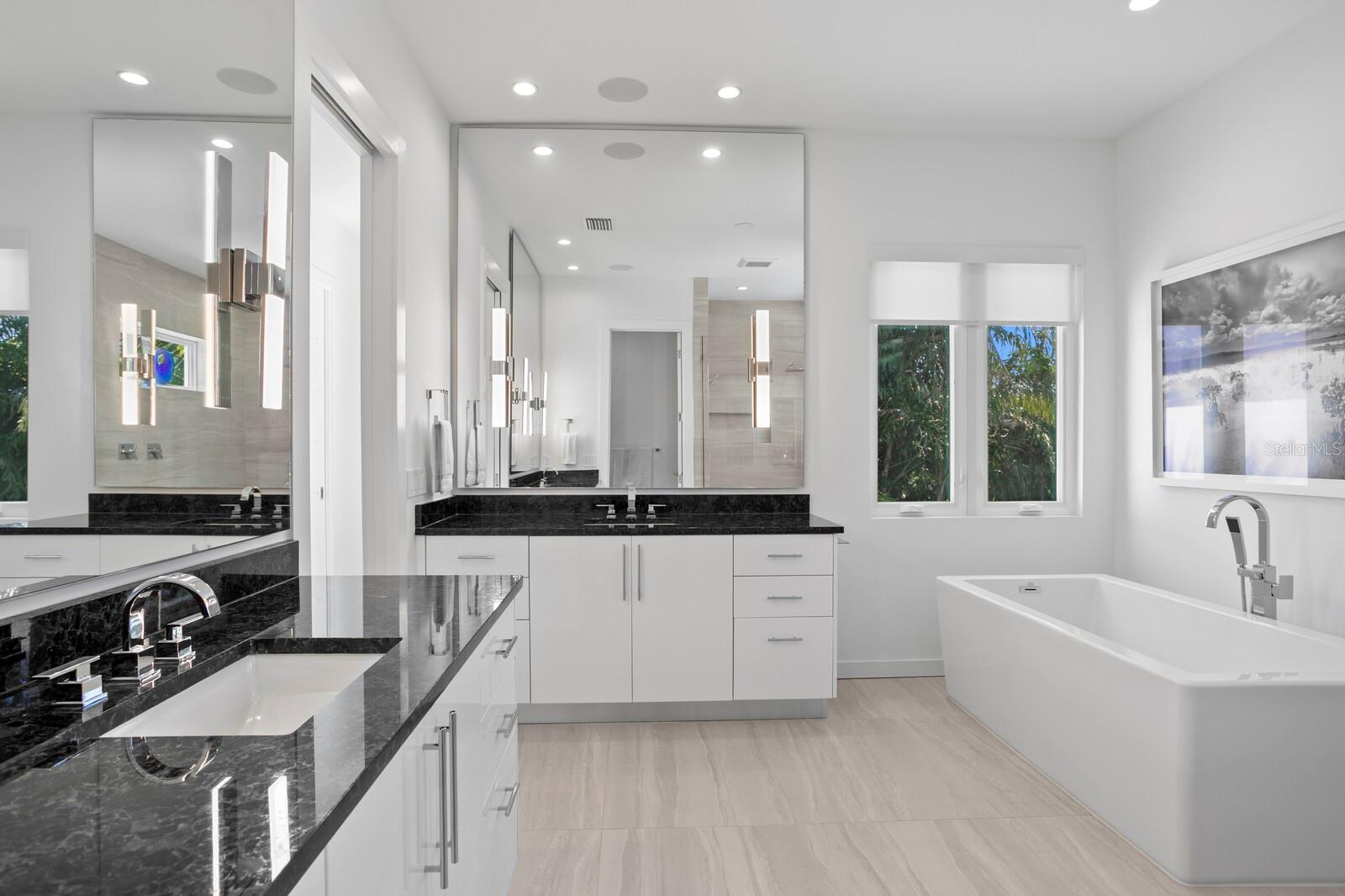 Image 27 of 70 For 720 16th Avenue Ne