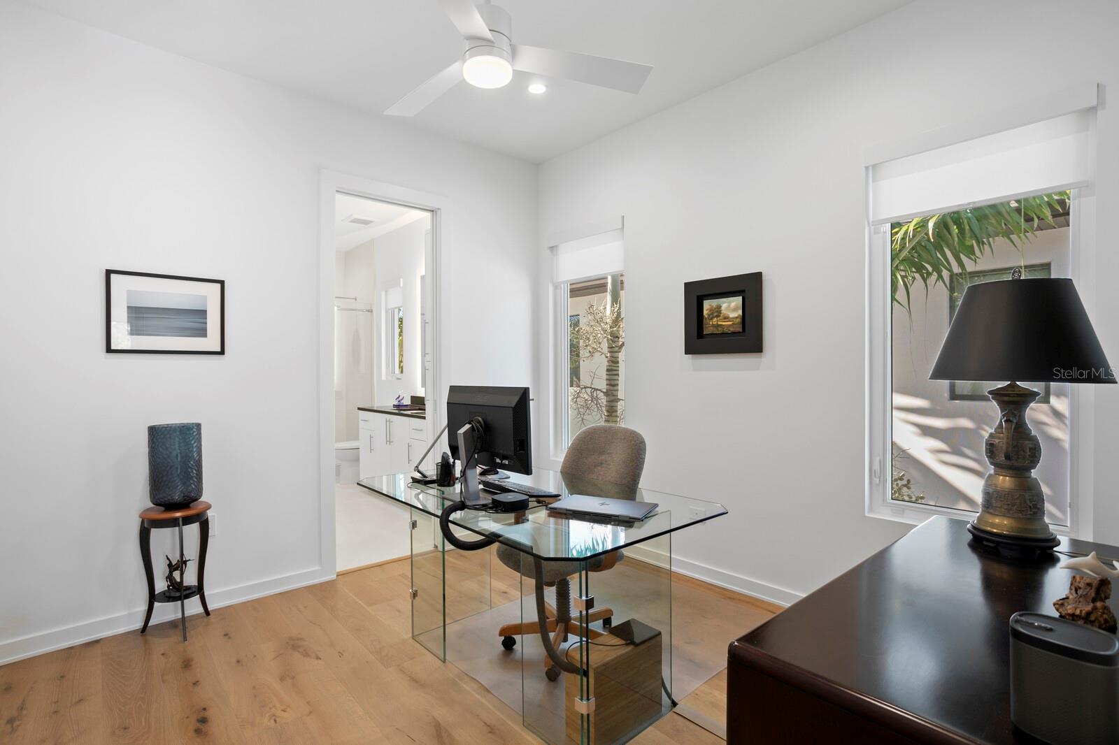 Image 36 of 70 For 720 16th Avenue Ne