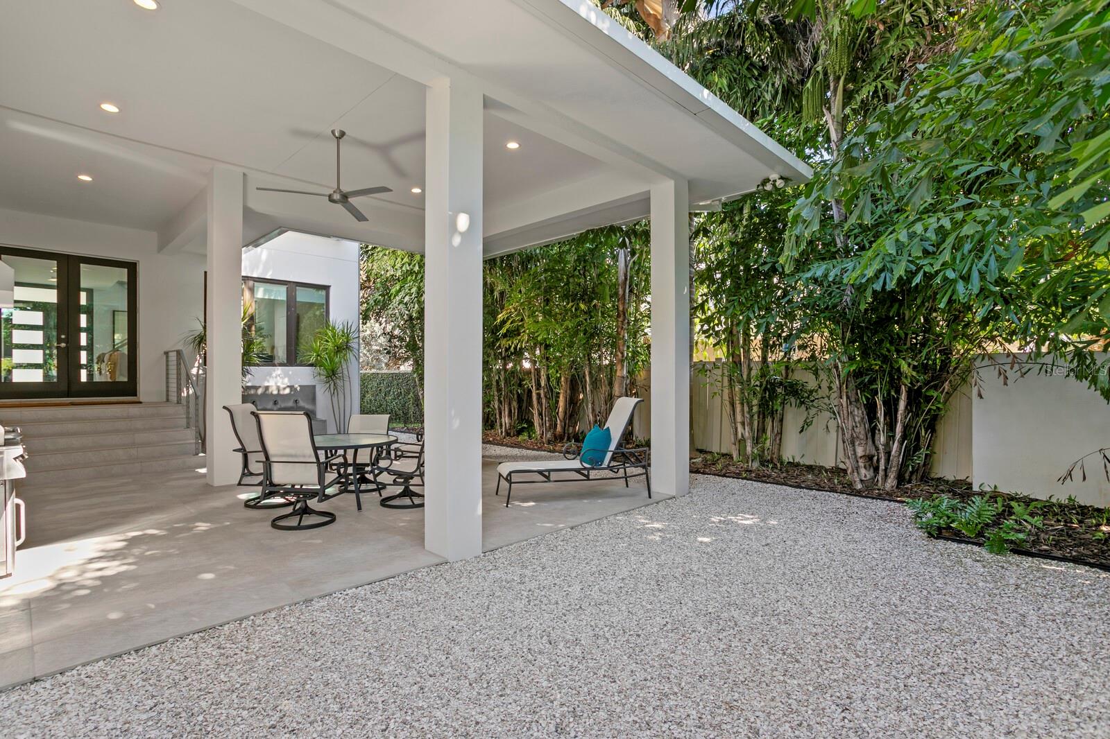 Image 50 of 70 For 720 16th Avenue Ne