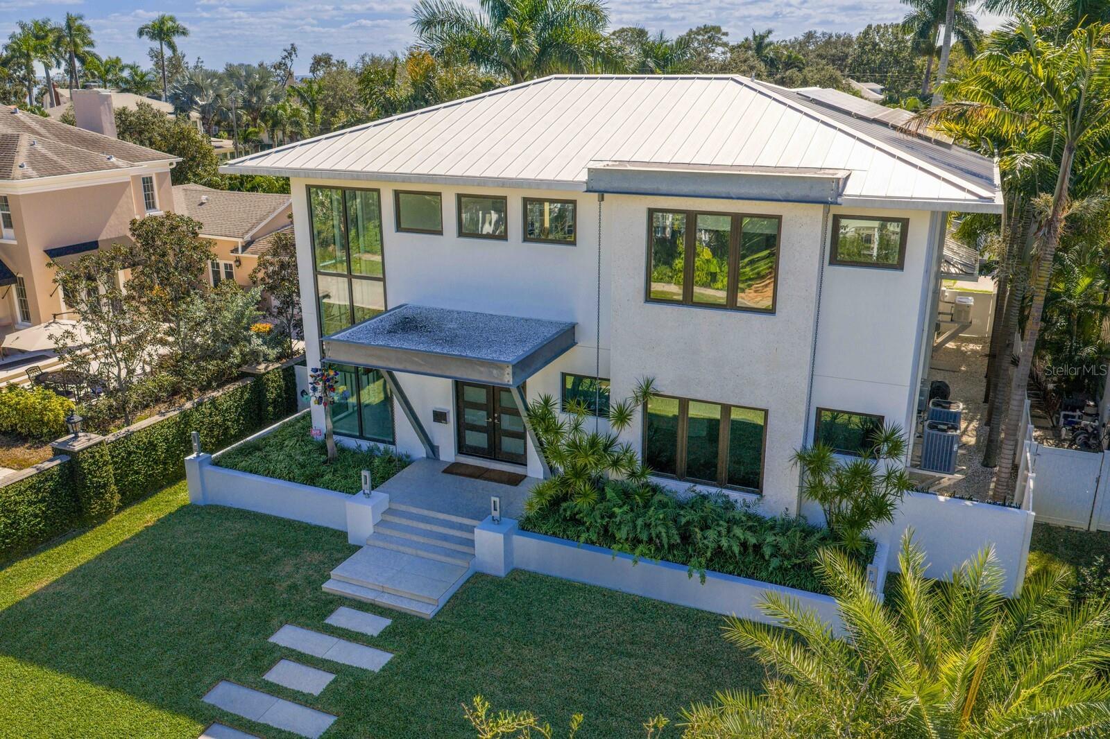 Image 59 of 70 For 720 16th Avenue Ne