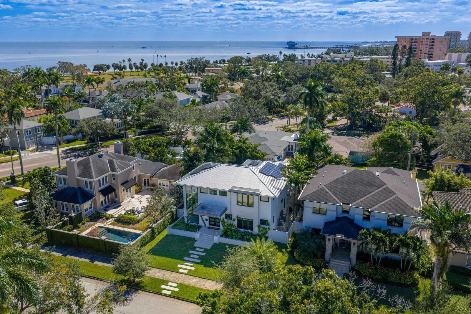 Image 61 of 70 For 720 16th Avenue Ne