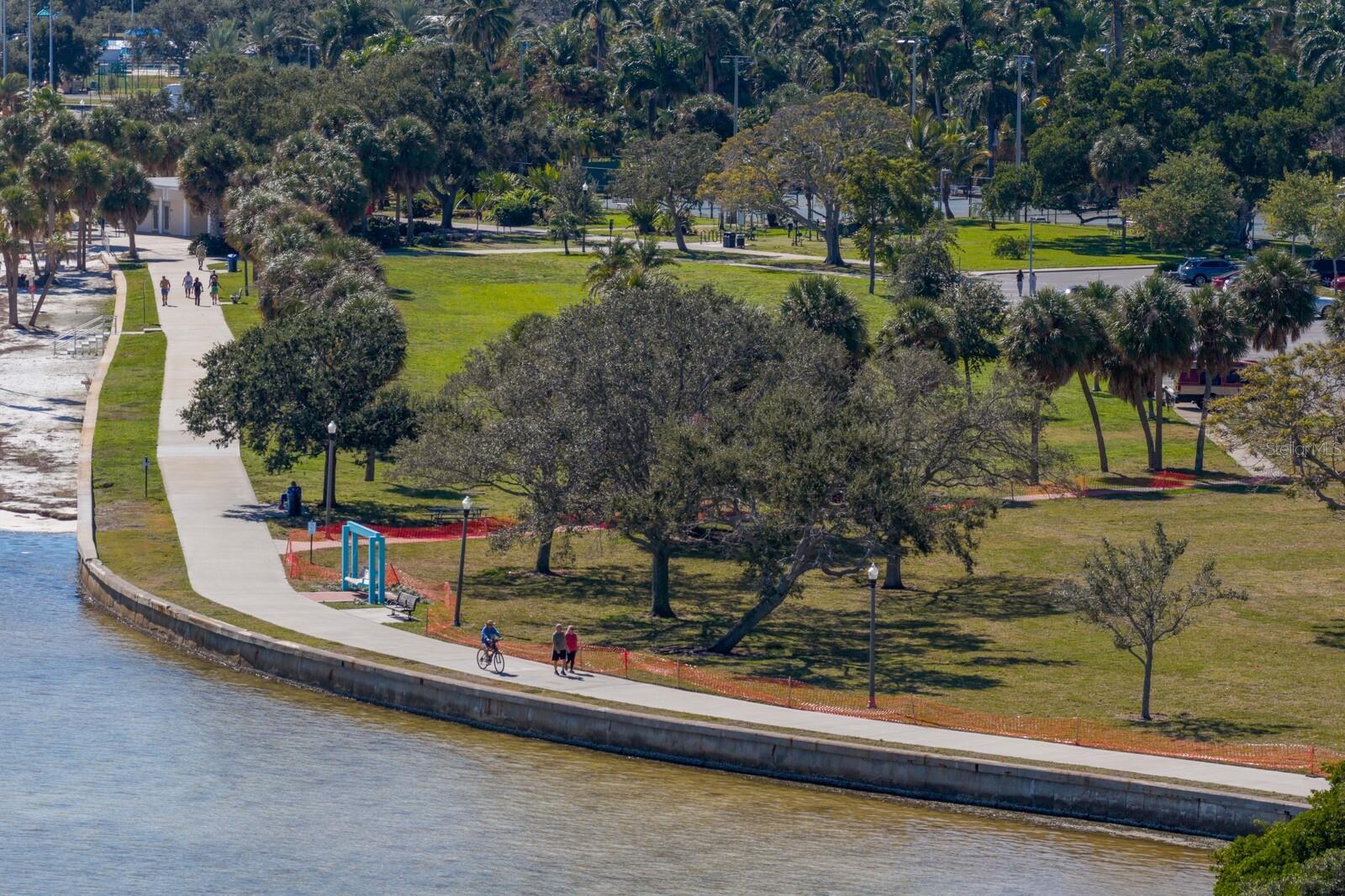 Image 69 of 70 For 720 16th Avenue Ne