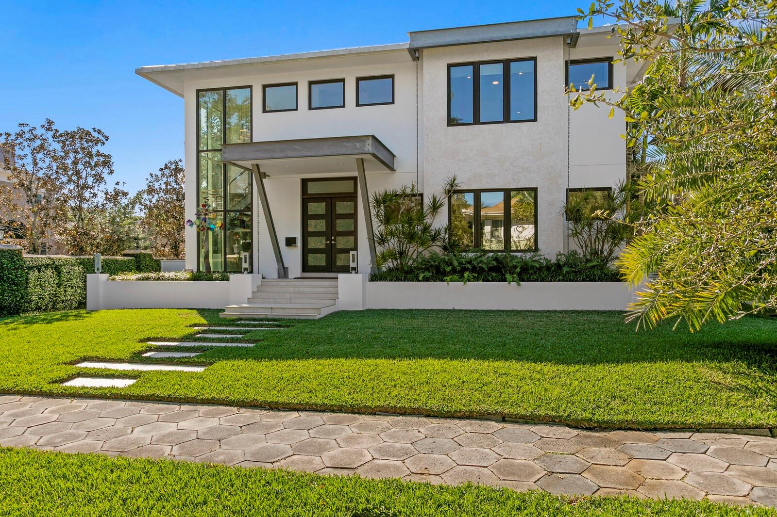 Image 70 of 70 For 720 16th Avenue Ne