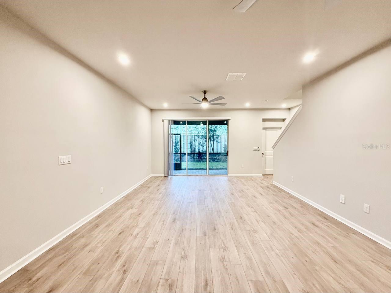 Image 10 of 35 For 1156 Creek Valley Court