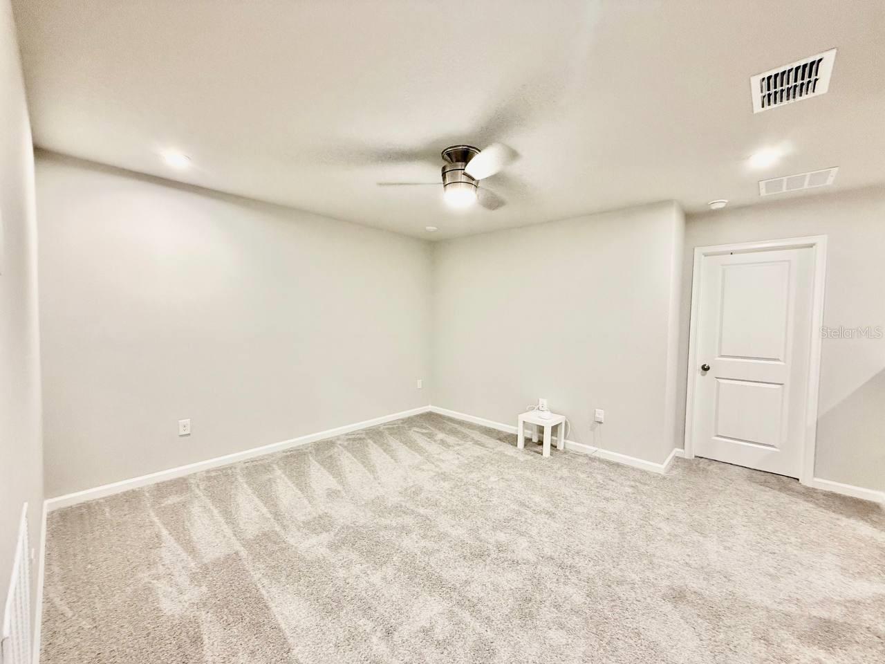 Image 15 of 35 For 1156 Creek Valley Court