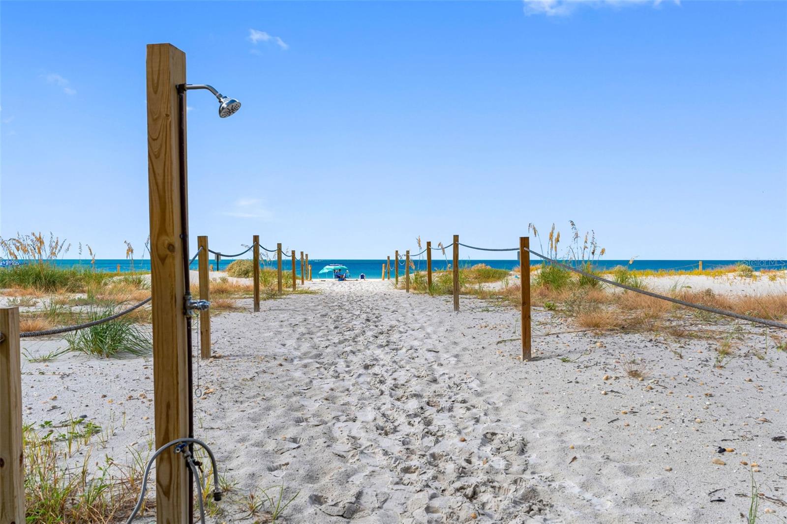 Image 17 of 23 For 13336 Gulf Boulevard 101