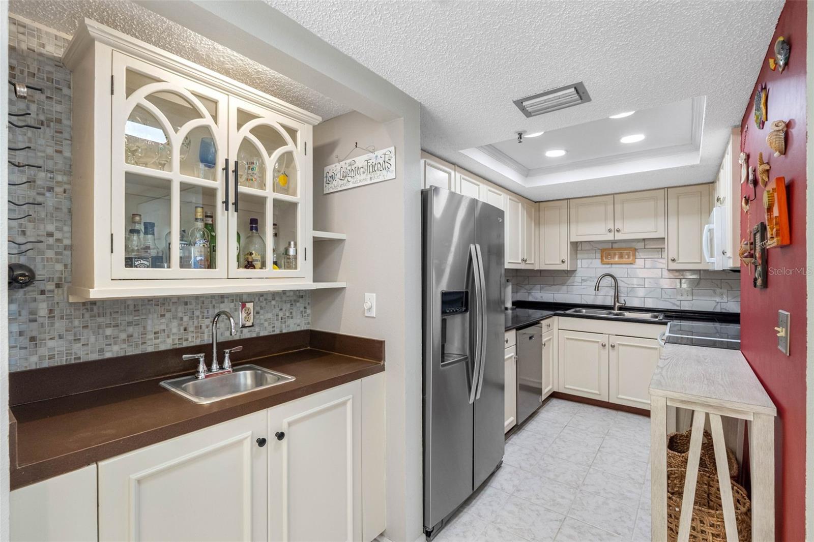 Image 9 of 23 For 13336 Gulf Boulevard 101