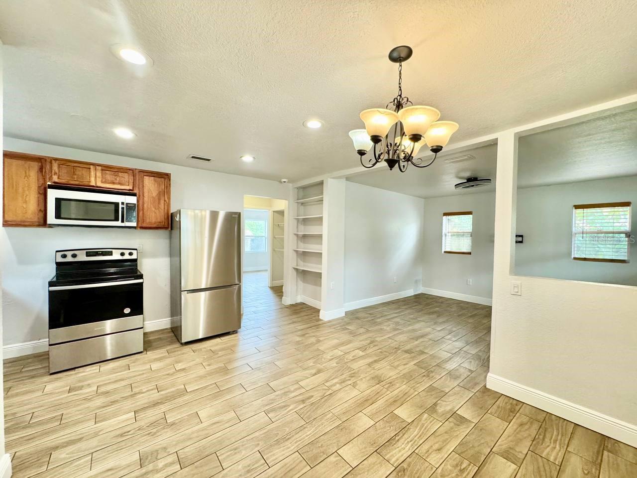 Image 10 of 24 For 8606 9th Street