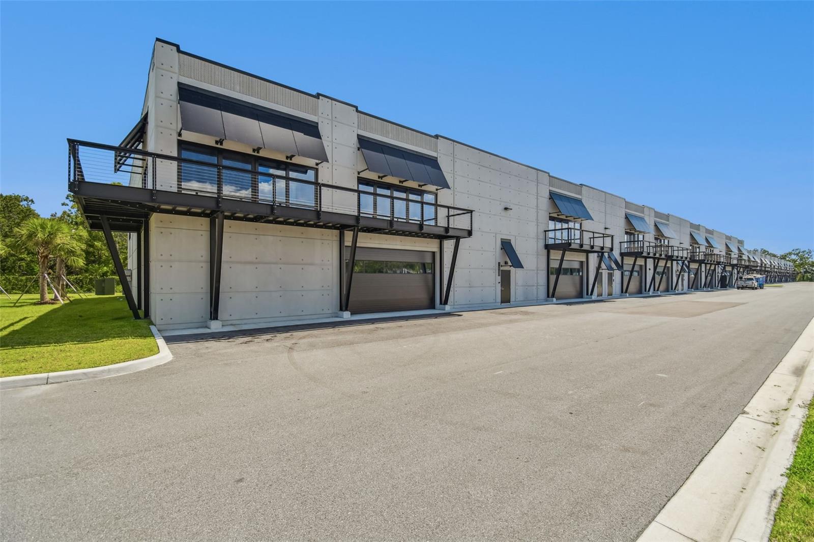 Image 33 of 52 For 6500 Motor Enclave Way 1206