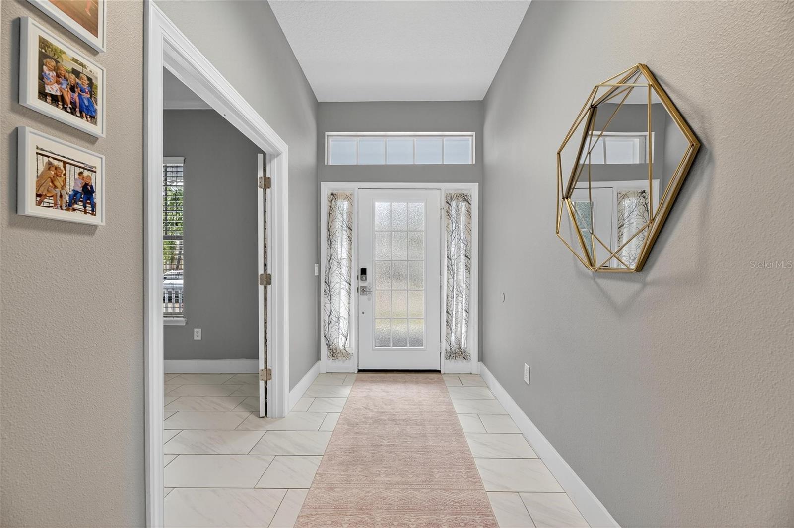 Image 10 of 66 For 526 Islebay Drive