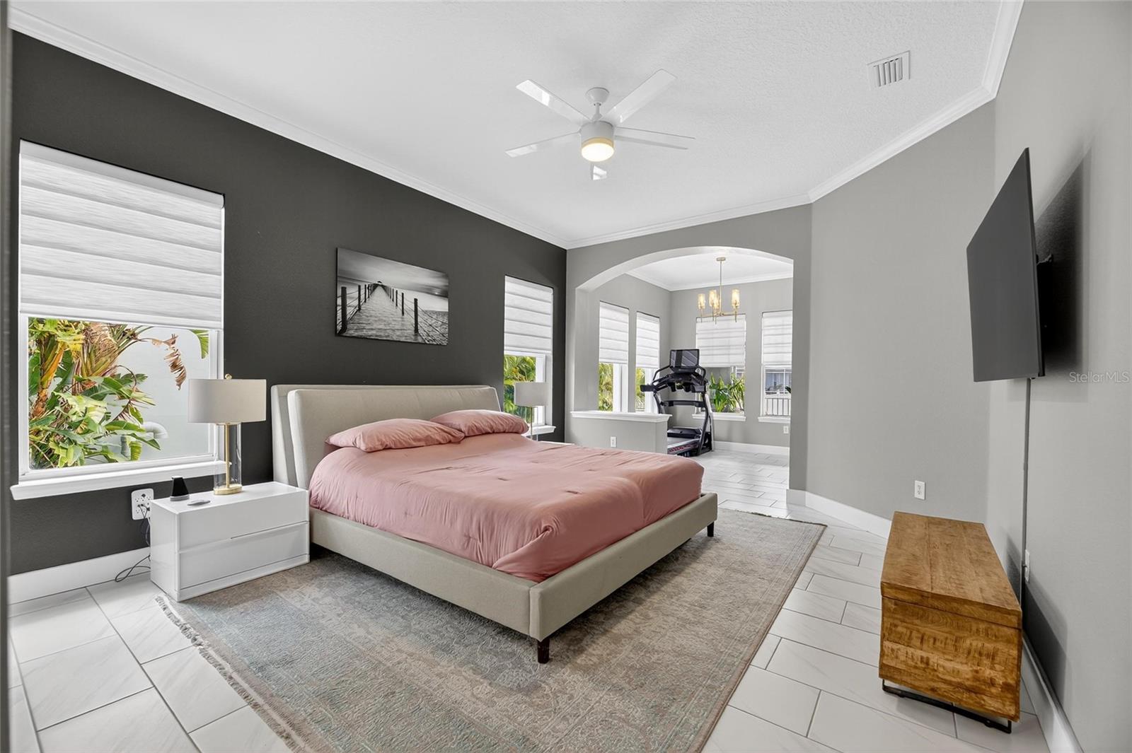 Image 40 of 66 For 526 Islebay Drive