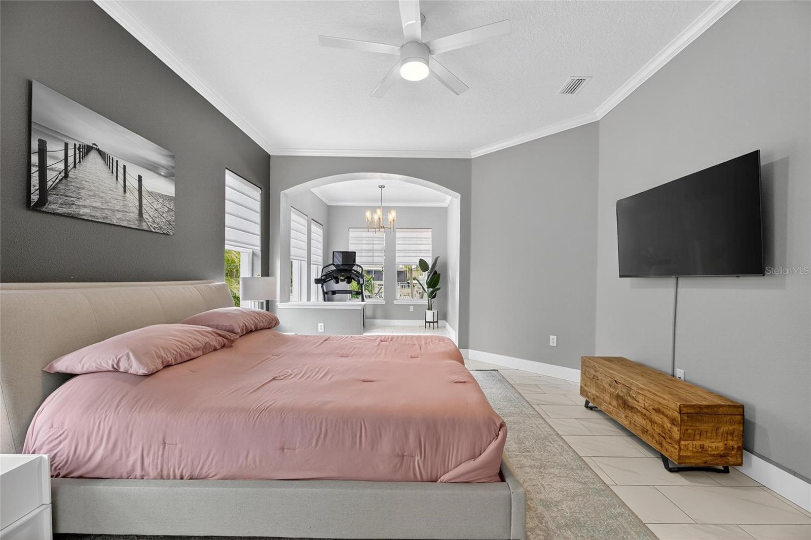 Image 42 of 66 For 526 Islebay Drive