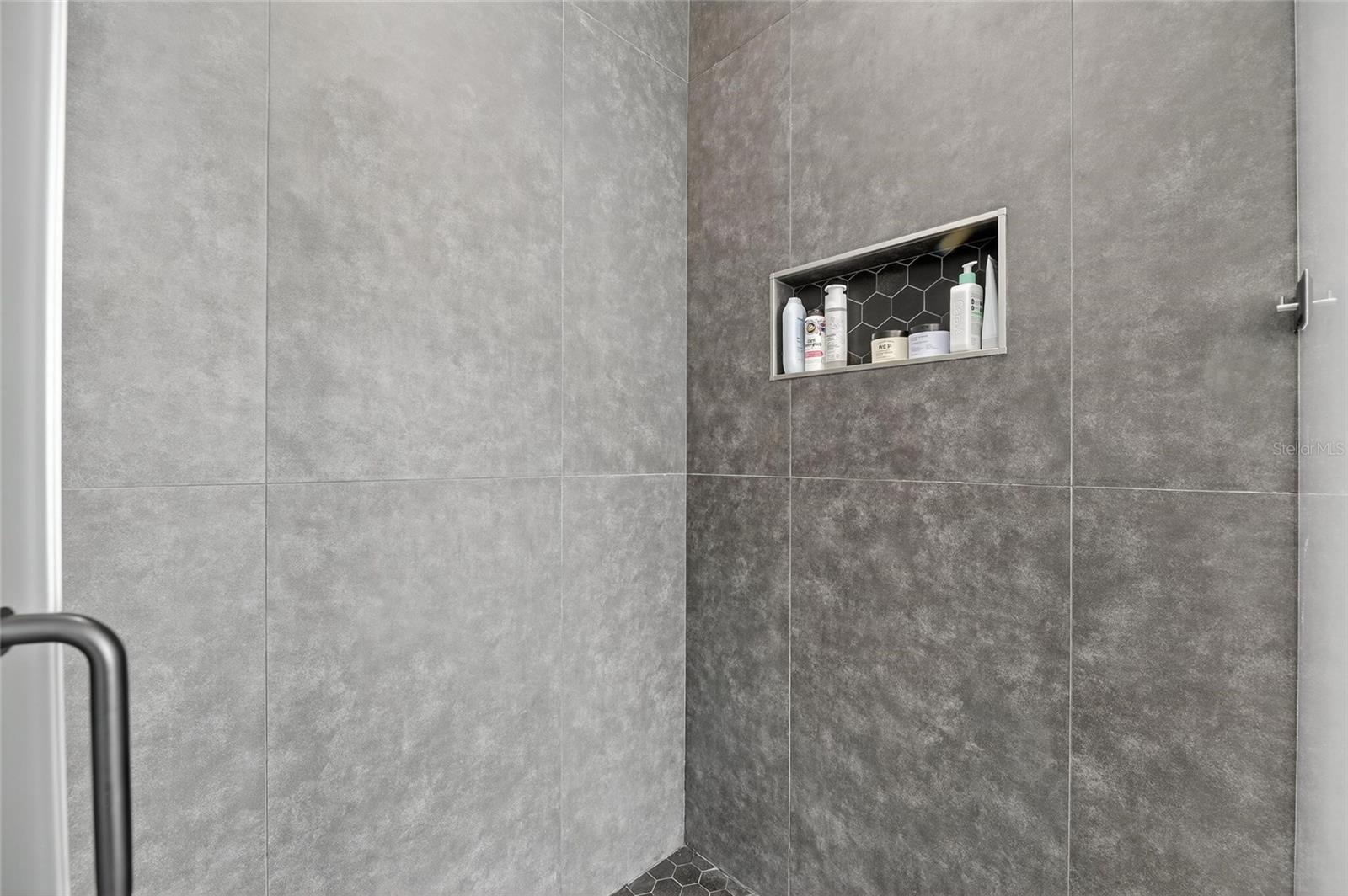 Image 49 of 66 For 526 Islebay Drive