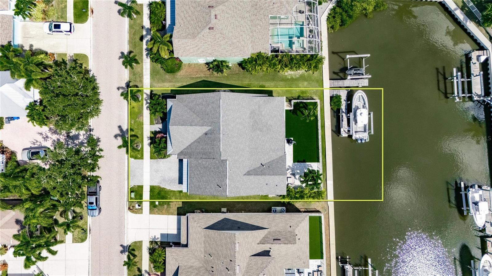 Image 5 of 66 For 526 Islebay Drive