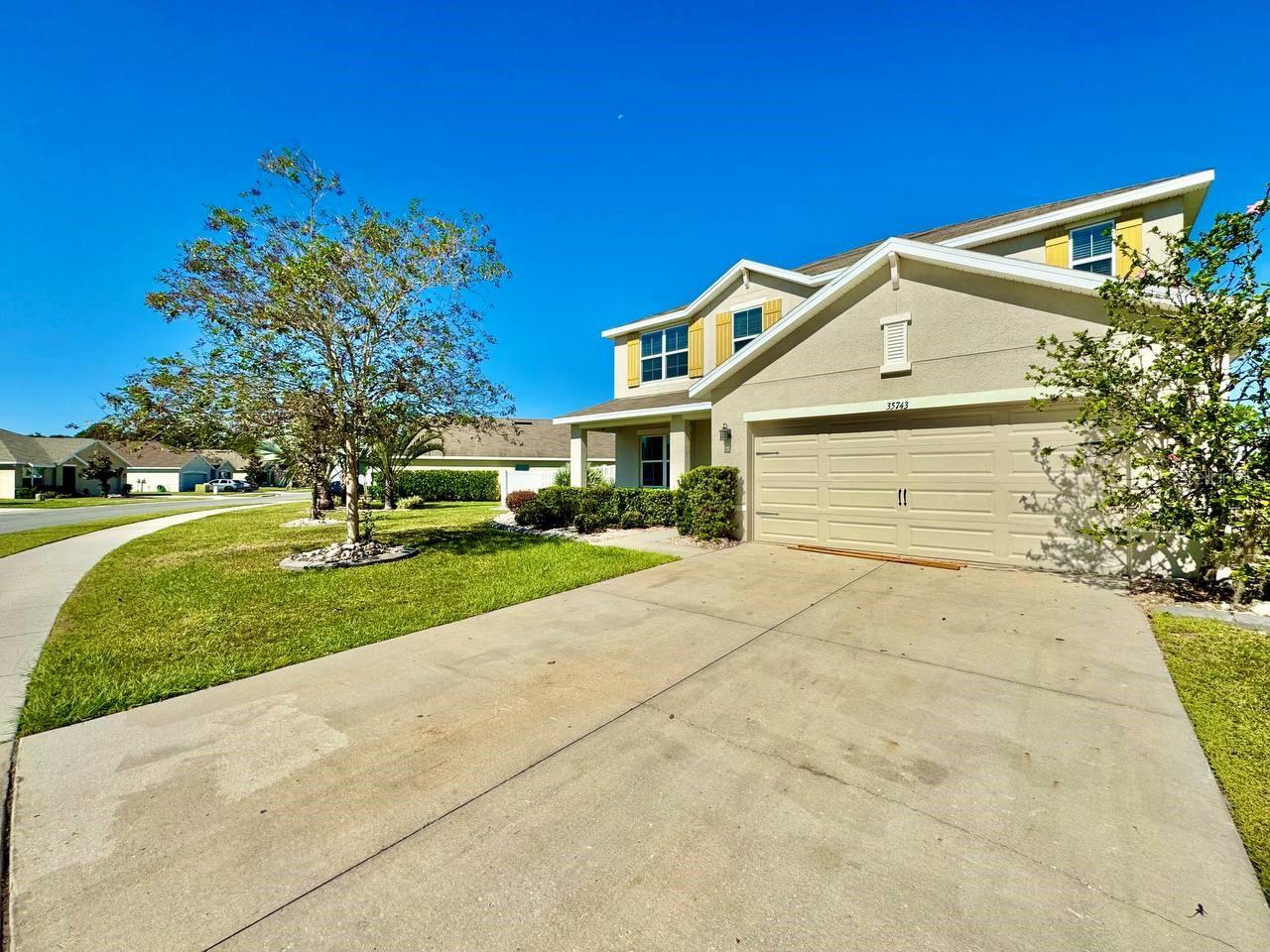 Image 3 of 44 For 35743 Hillbrook Avenue