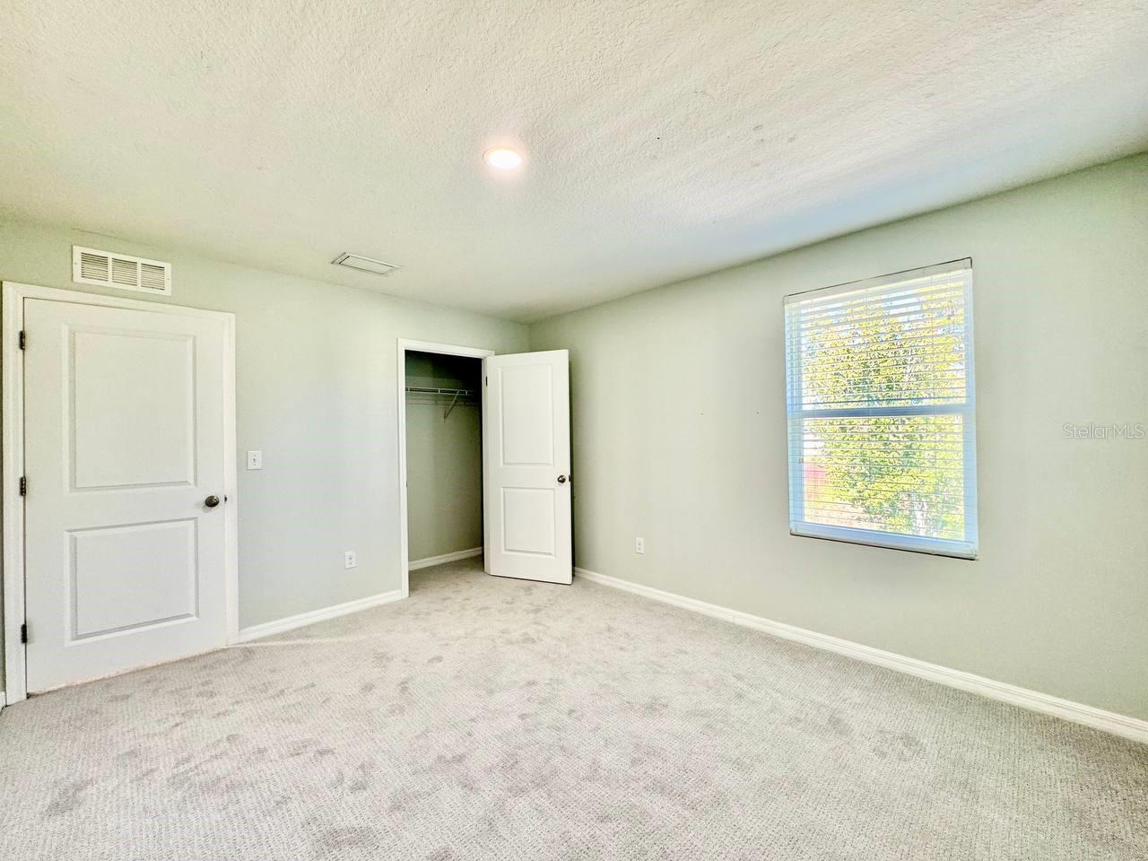 Image 33 of 44 For 35743 Hillbrook Avenue