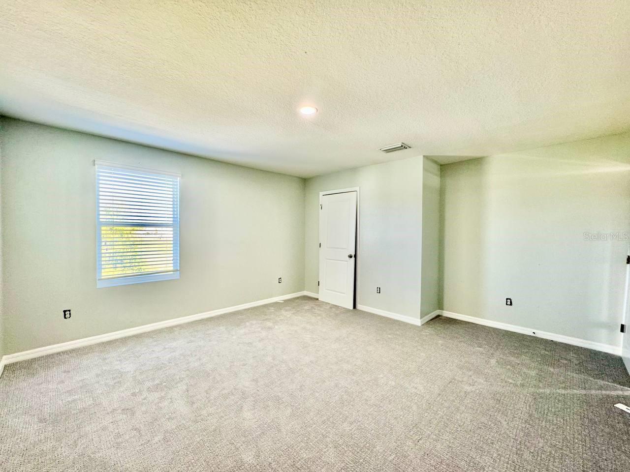 Image 36 of 44 For 35743 Hillbrook Avenue