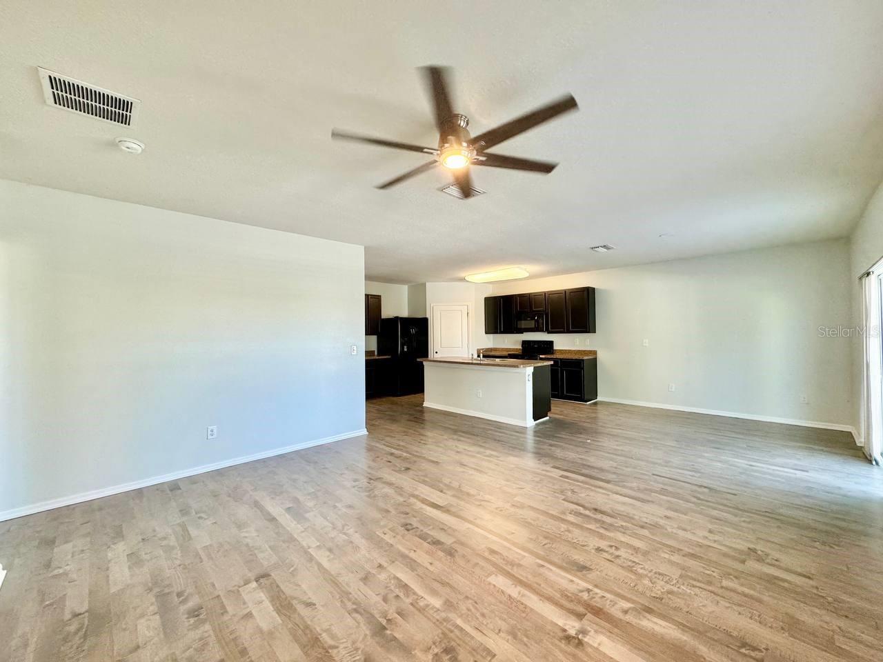 Image 9 of 44 For 35743 Hillbrook Avenue