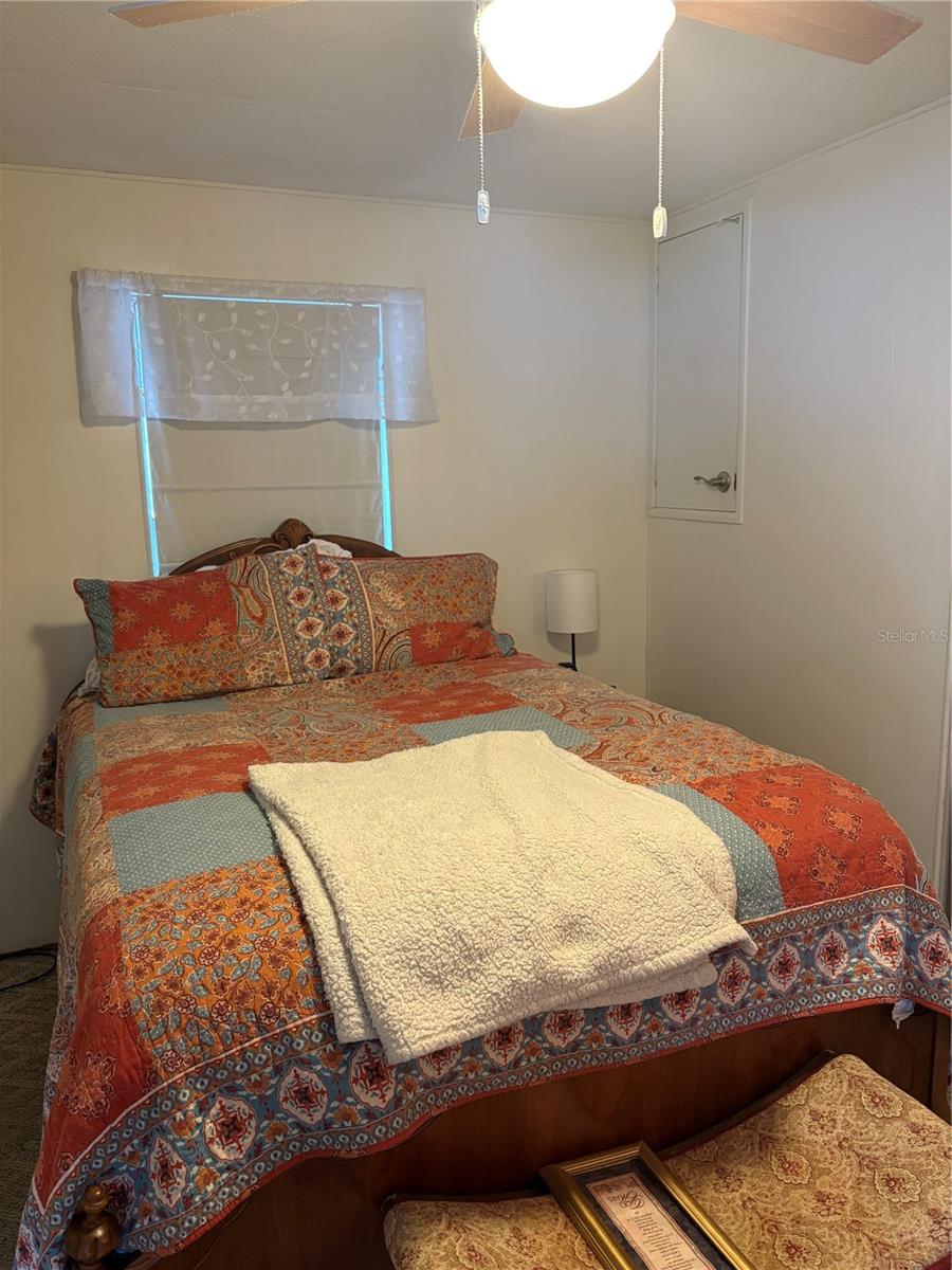 Listing photo id 5 for 8300 Seminole Boulevard 229